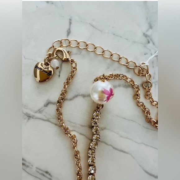 Betsey Johnson XOXO Pearl Red Heart Long Necklace - Picture 3 of 5